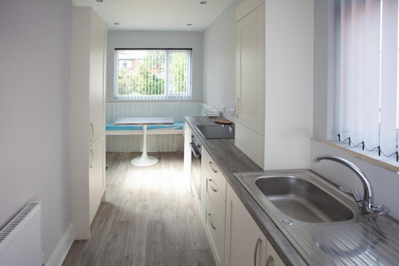 Quiet Residence Close To M6 Preston Samlesbury Экстерьер фото