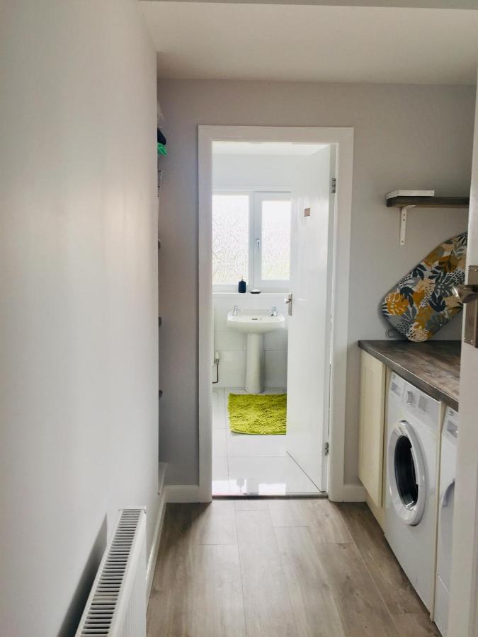 Quiet Residence Close To M6 Preston Samlesbury Экстерьер фото