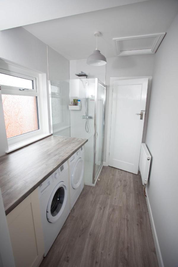 Quiet Residence Close To M6 Preston Samlesbury Экстерьер фото